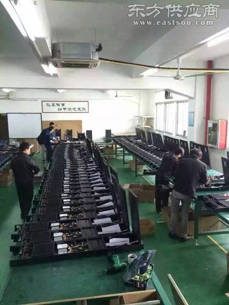 珂俊教學(xué)壁掛式觸摸一體機(jī) 高效教學(xué)解決方案